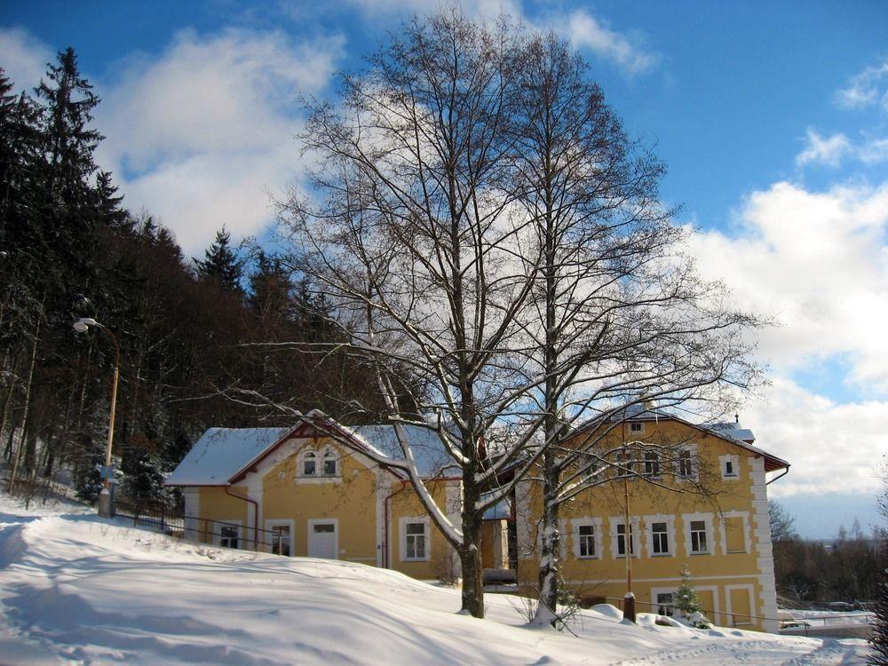 Boutique Hotel Swisshouse Marianske Lazne Luaran gambar