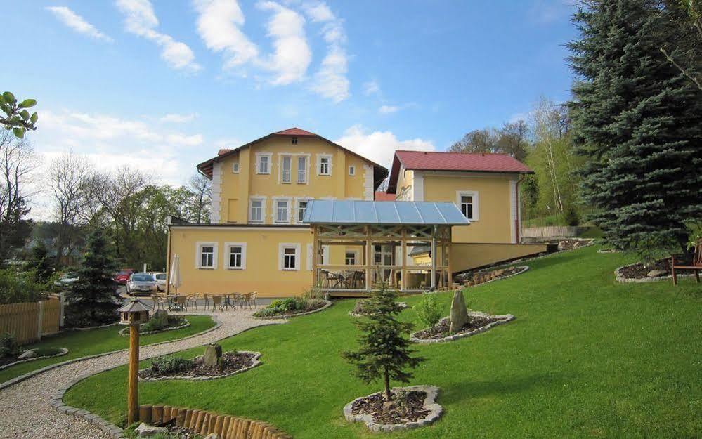 Boutique Hotel Swisshouse Marianske Lazne Luaran gambar